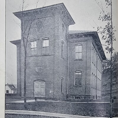 Fourth Ward School