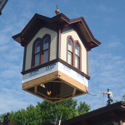 2016 Cupola Being Lifted into Place